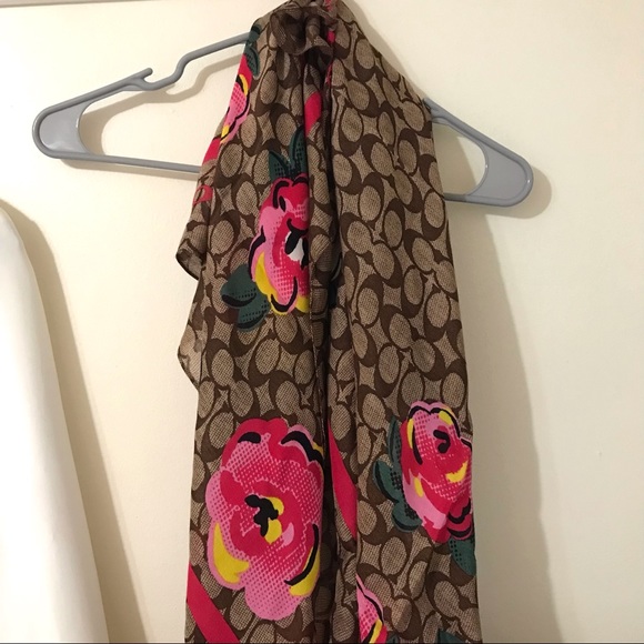 Coach Signature Vintage Rose Print Oversized Square Scarf - Picture 7 of 8